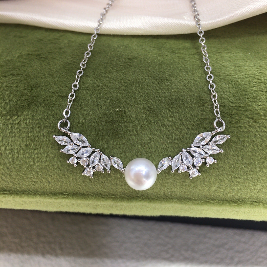 Wing‑Shape Micro‑Pave Cubic Zirconia Shell Pearl Pendant Necklace, Fashion Women Clavicle Chain