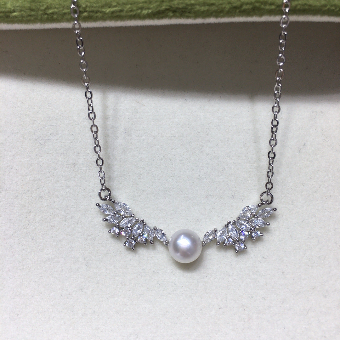 Wing‑Shape Micro‑Pave Cubic Zirconia Shell Pearl Pendant Necklace, Fashion Women Clavicle Chain