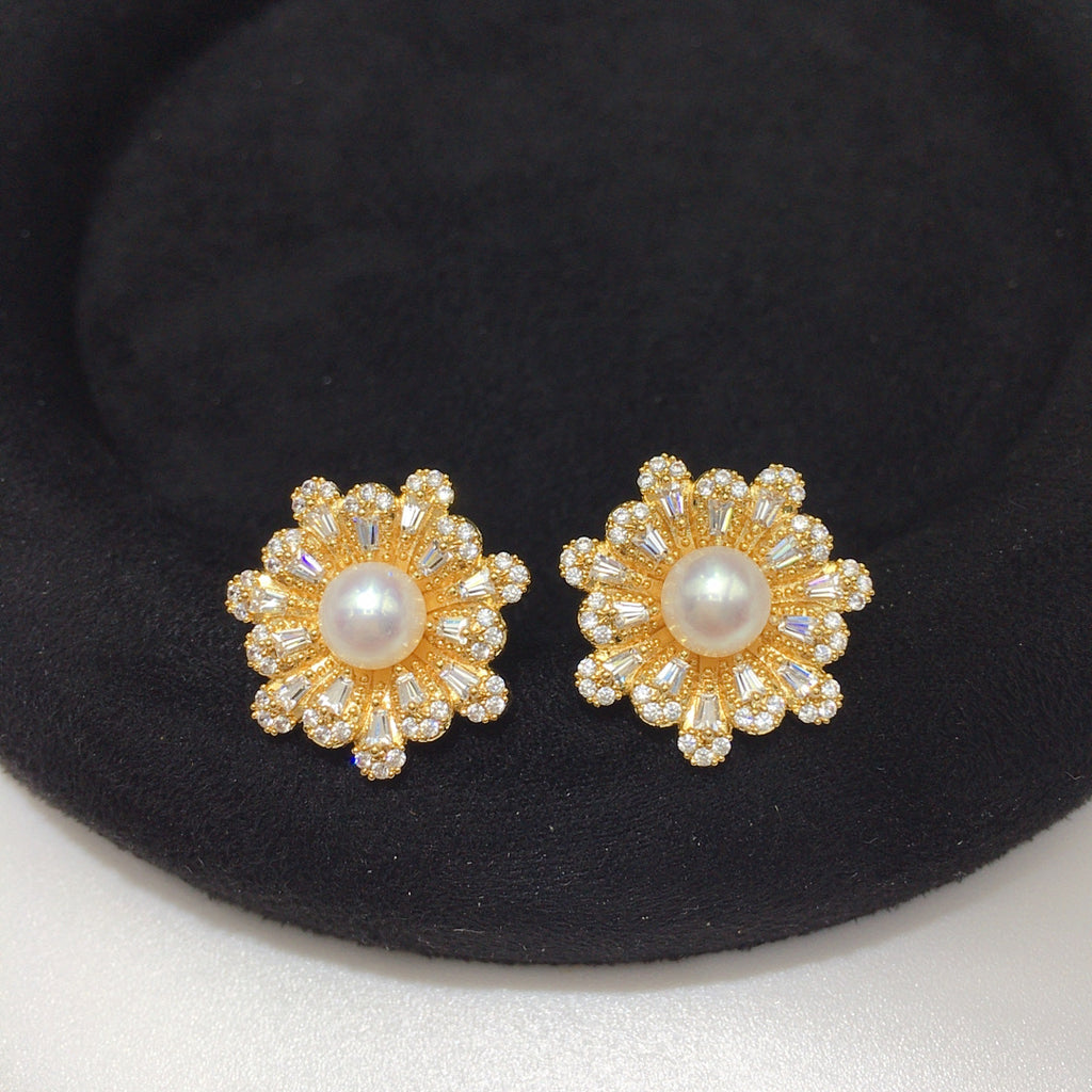 Vintage Floral Shell Pearl Stud Earrings for Women, Paved Cubic Zirconia Flower Pearl Earrings, 18K Gold Tone Luxury Jewelry