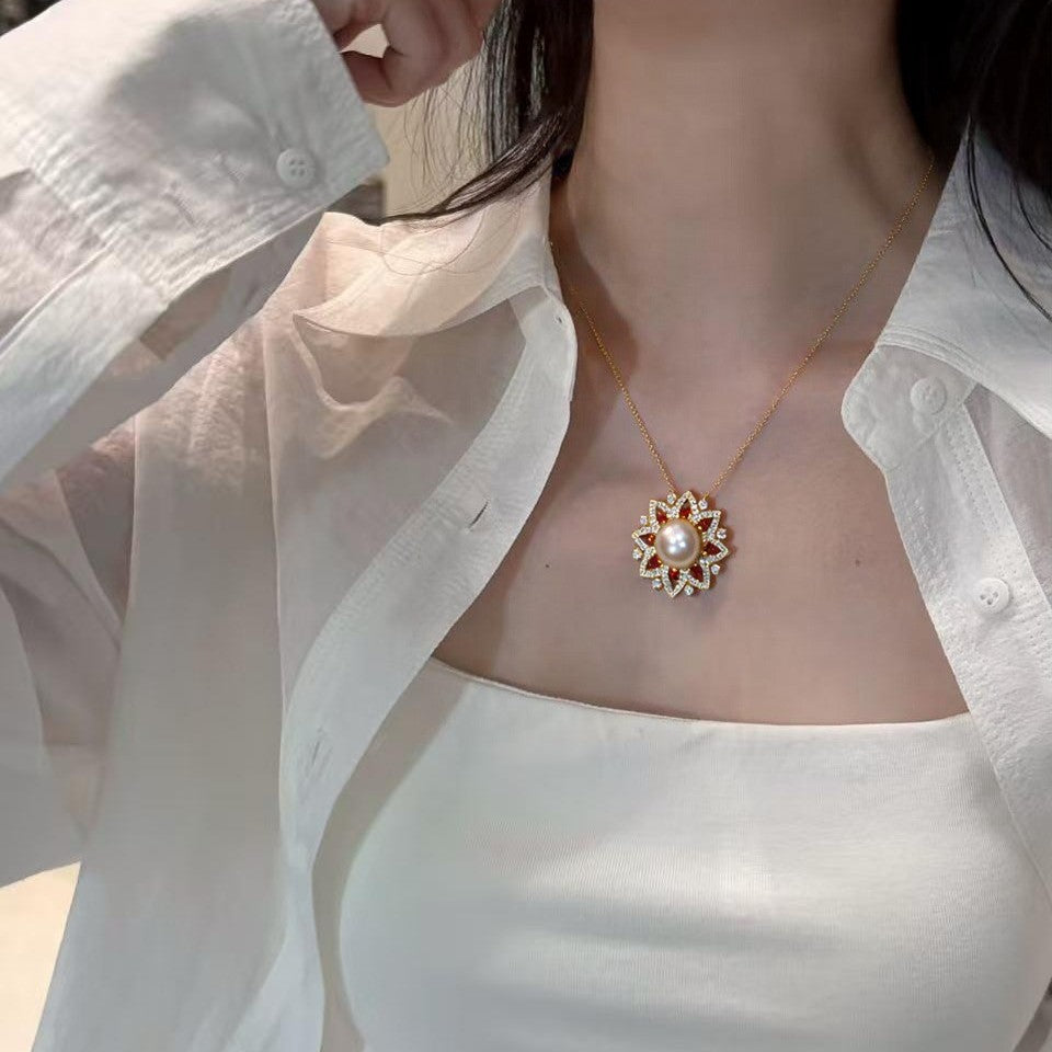 Vintage Sunflower Shell Pearl Pendant Necklace for Women, Luxury Paved Cubic Zirconia Flower Design, 18K Gold Tone Elegant Pearl Jewelry