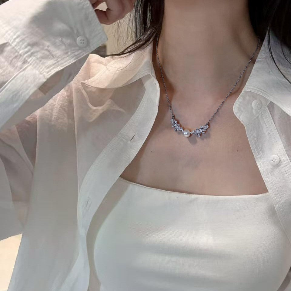 Wing‑Shape Micro‑Pave Cubic Zirconia Shell Pearl Pendant Necklace, Fashion Women Clavicle Chain