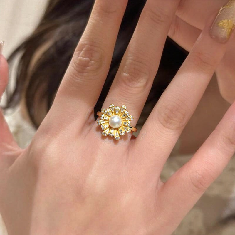 Vintage Floral Shell Pearl Open Ring for Women, Paved Cubic Zirconia Flower Statement Ring, 18K Gold Tone Luxury Pearl Jewelry