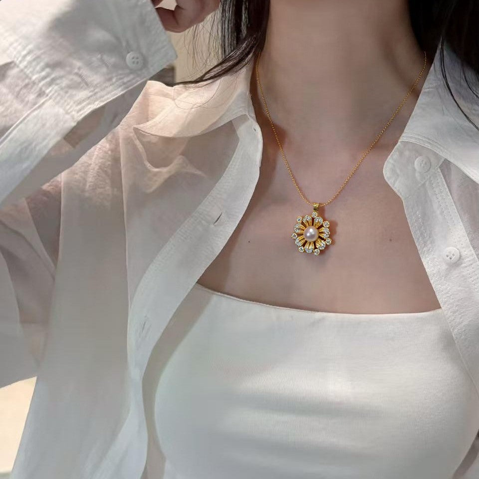 Vintage Floral Shell Pearl Pendant Necklace for Women, Sparkling Cubic Zirconia Flower Design, Versatile Clasp, 18K Gold Tone Pearl Jewelry