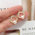 Square Cubic Zirconia Shell Pearl Stud Earrings for Women, 18K Gold Tone Hollow Square Design, Luxurious Elegant Pearl Earrings