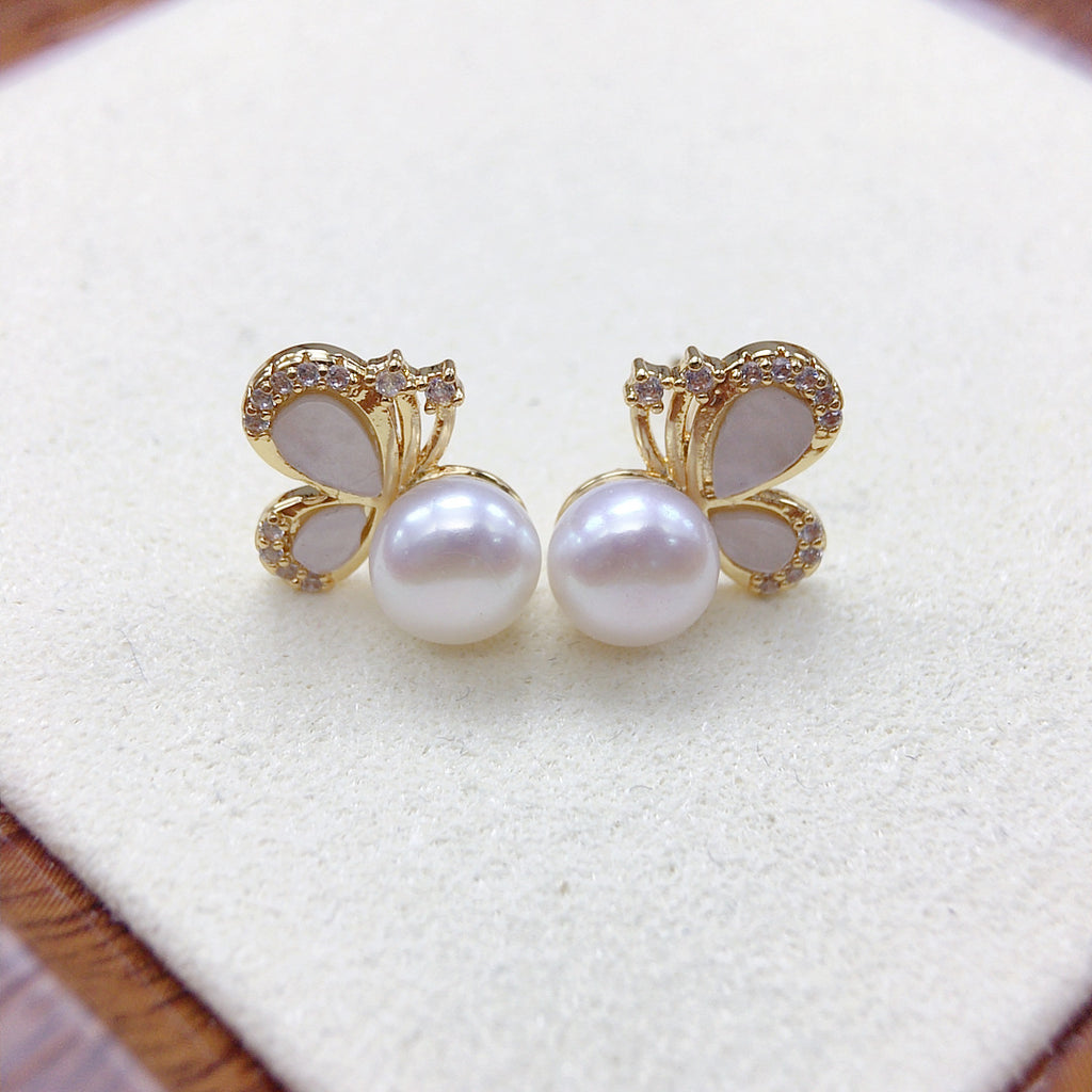 Women Butterfly Shell Pearl Stud Earrings, Micro Paved Cubic Zirconia Gold Tone Elegant Pearl Earrings Jewelry Gift