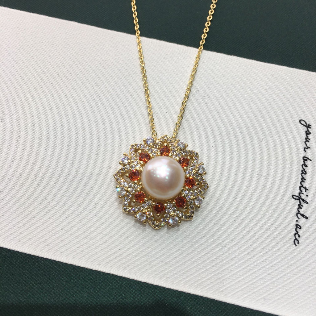 Vintage Sunflower Shell Pearl Pendant Necklace for Women, Luxury Paved Cubic Zirconia Flower Design, 18K Gold Tone Elegant Pearl Jewelry
