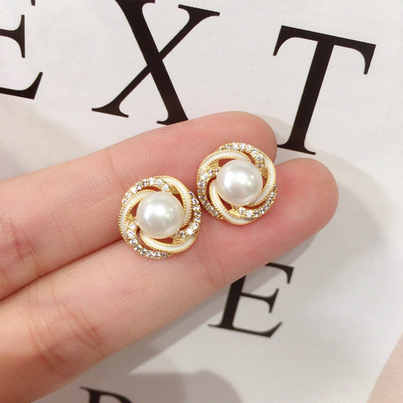 18K Gold‑Plated Bird‑Nest Shell Pearl Stud Earrings, 925 Sterling Silver Post for Women