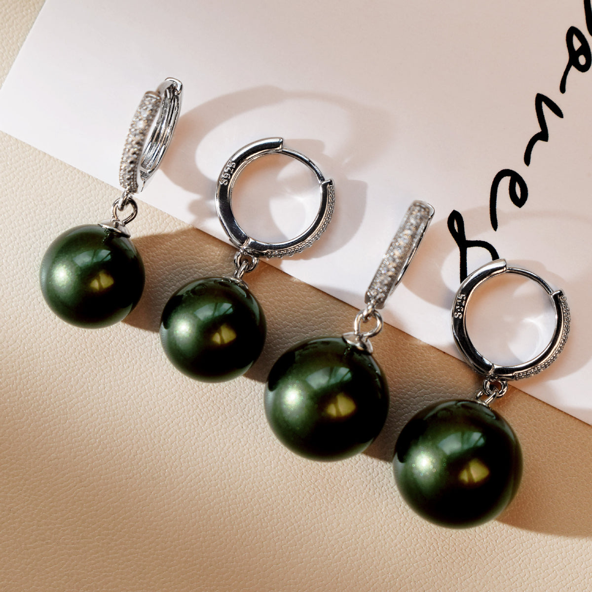 Cubic Zirconia Huggie Hoop Pearl Drop Earrings for Women, Light‑Luxury Versatile Multicolor Shell Pearl Dangle Earrings, Fashion Jewelry