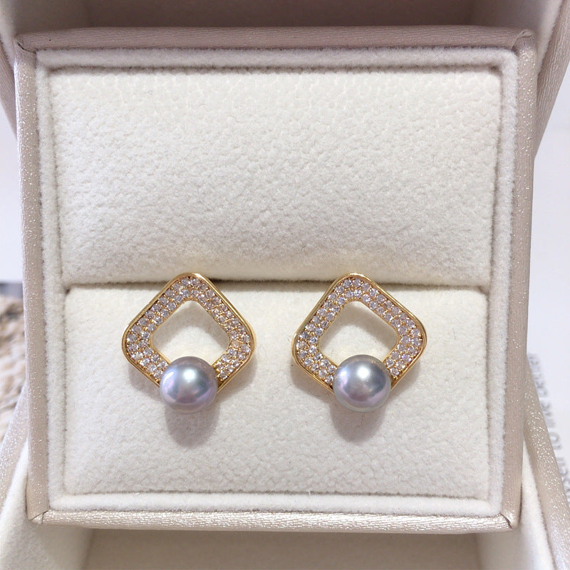 Square Cubic Zirconia Shell Pearl Stud Earrings for Women, 18K Gold Tone Hollow Square Design, Luxurious Elegant Pearl Earrings