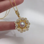 Vintage Floral Shell Pearl Pendant Necklace for Women, Sparkling Cubic Zirconia Flower Design, Versatile Clasp, 18K Gold Tone Pearl Jewelry