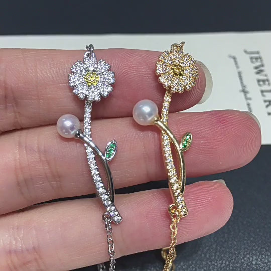 Daisy Branch Shell Pearl Bracelet, Micro‑Pave Cubic Zirconia Elegant Women Hand Jewelry